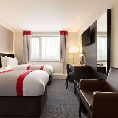 Ramada Chorley South Hotell Eksteriør bilde