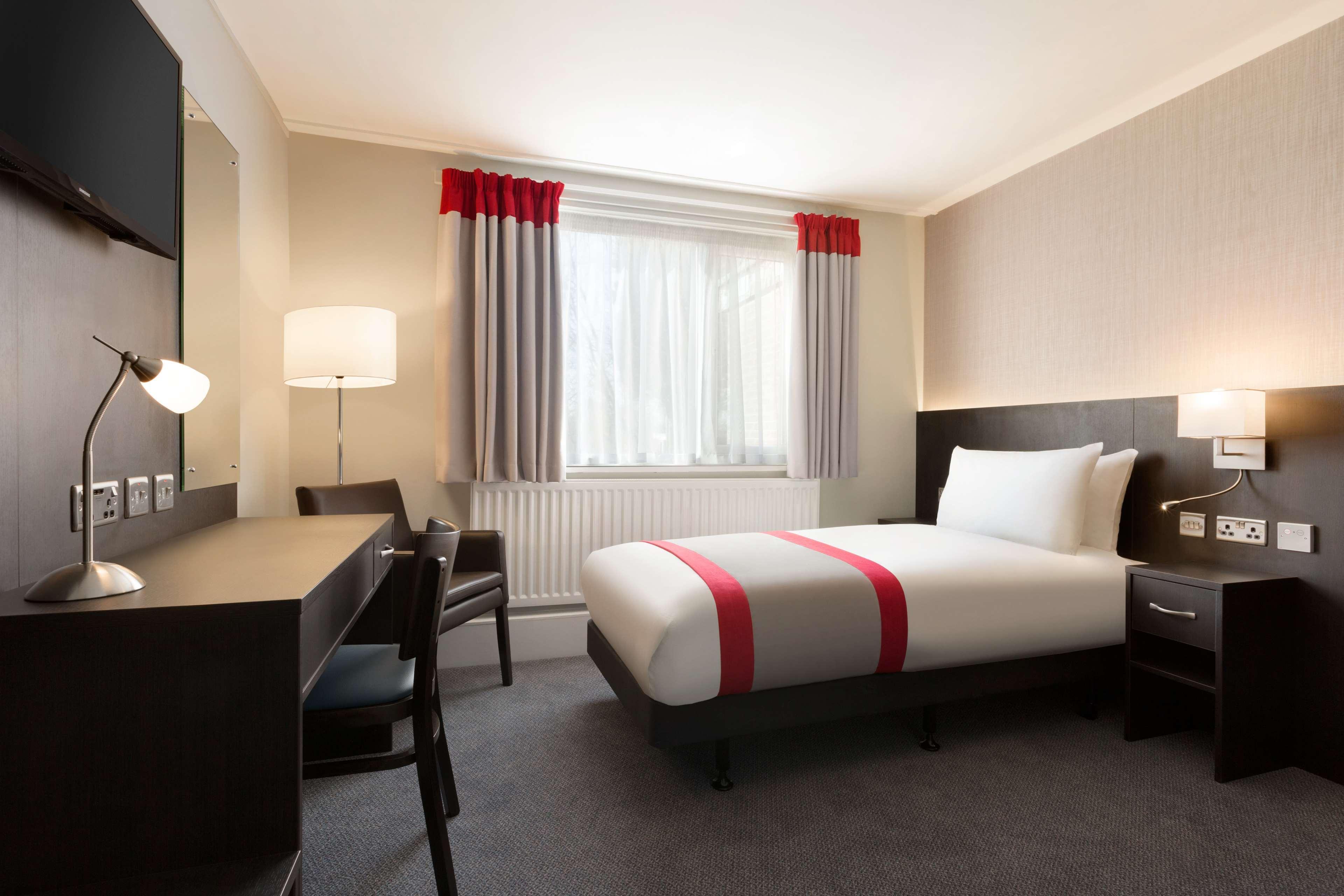 Ramada Chorley South Hotell Eksteriør bilde